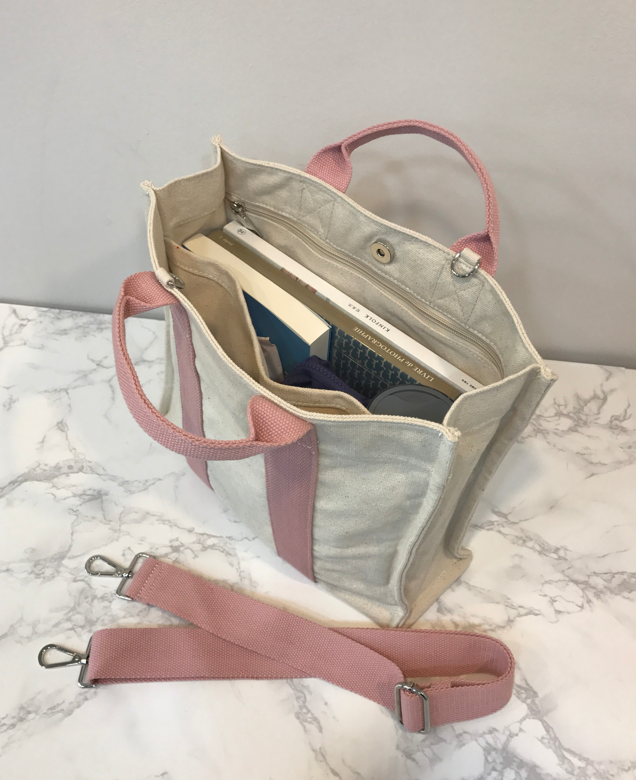 <b><p>Colors nvee Shoulder Bag 4c Charming Style</p></b><b><p>配色コンバースショルダーバッグ4color魅力があるスタイルデイリールックアイテムコーディネートしや</p></b><br /><br /><p align='center'>