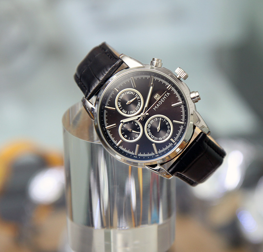 <b><p>MAGENTA male Leather wch 111.05.BK.LT Classic</p></b><b><p>マゼンタ 男性 レザー腕時計 111.05.BK.LT クラシックコーディネート</p></b><br /><br /><p align='center'>