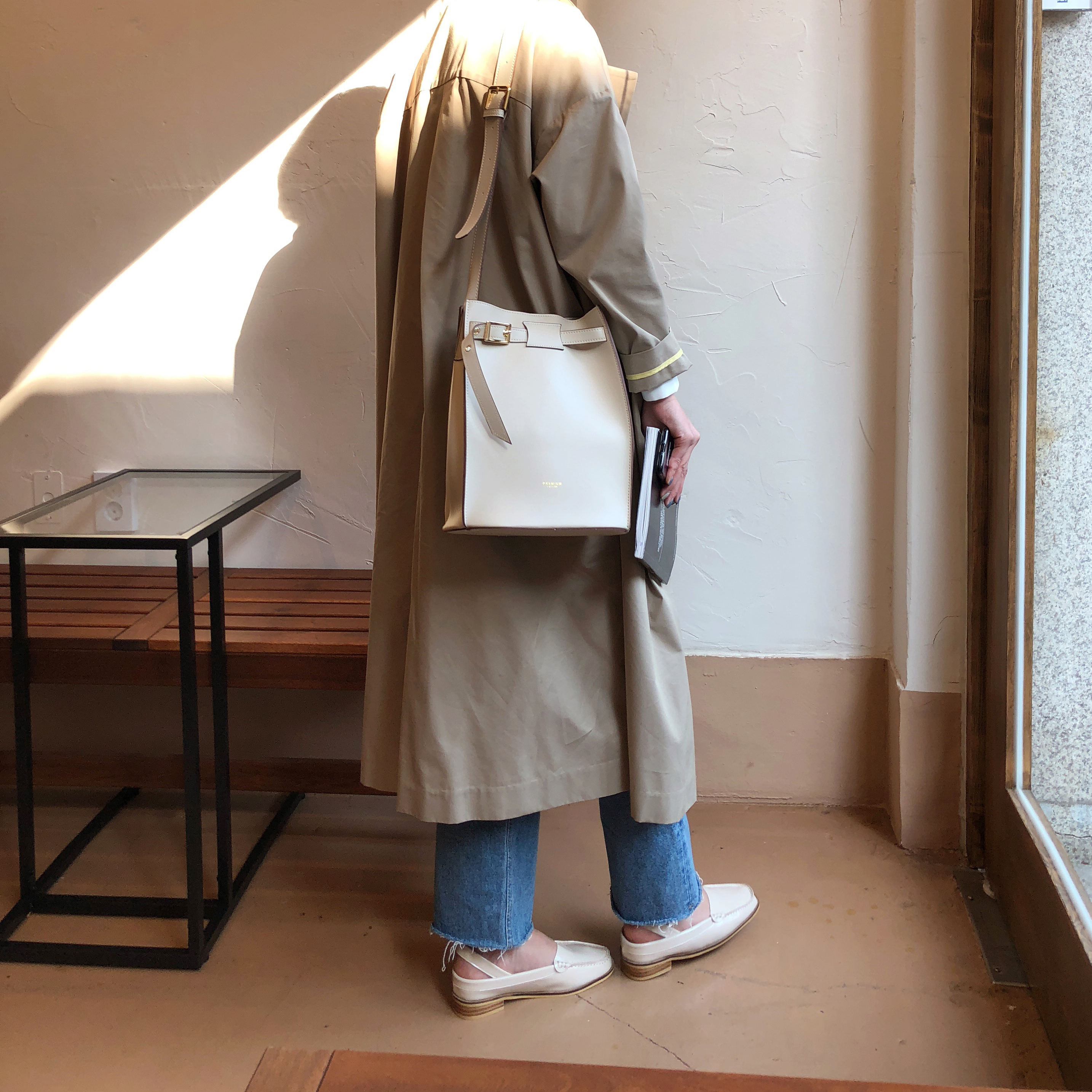 <b><p>French belt buckle shoulder bag Wom's</p></b><b><p>フレンチベルトバケットショルダーバッグ女性デイリー春バッグレザーバッグ20代 버킷백</p></b><br /><br /><p align='center'>