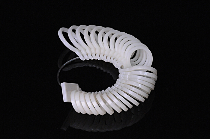 <b><p>Ring size resurgence Lake Ash method Alleic</p></b><b><p>リングサイズ 回復 湖 材 法 アレルギーのない ポリエチレン ゲージ 測定器 カップル</p></b><br /><br /><p align='center'>