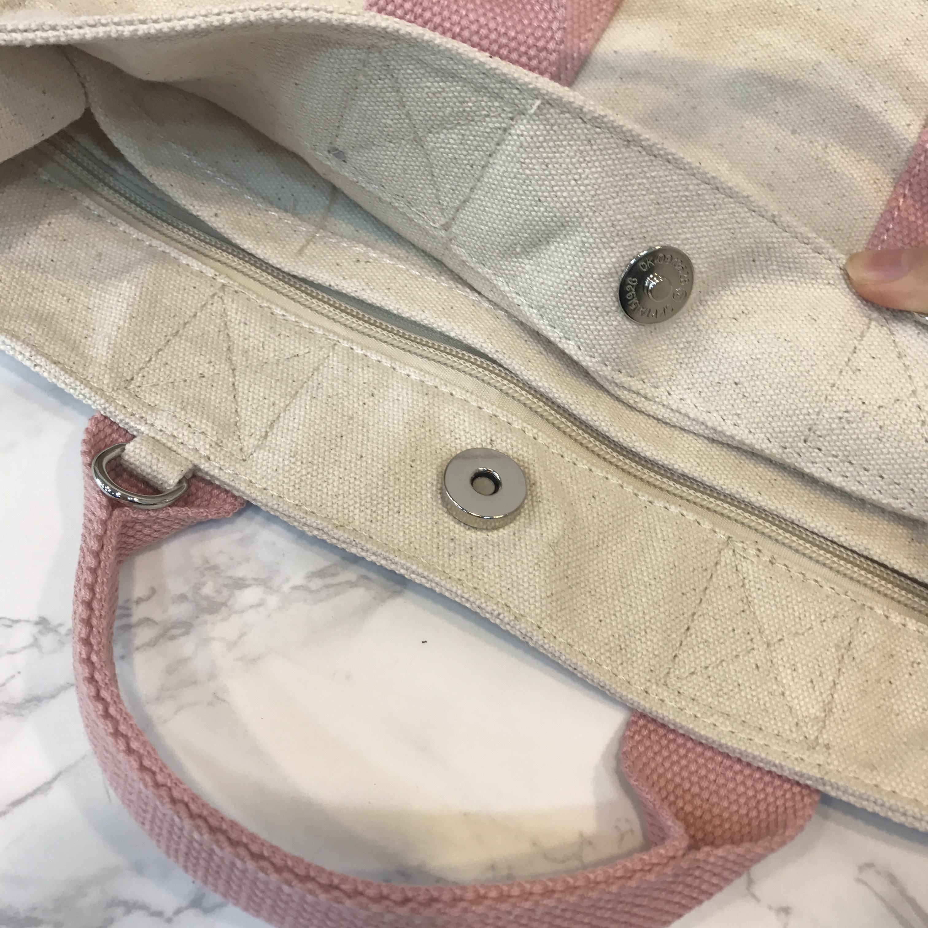 <b><p>Colors nvee Shoulder Bag 4c Charming Style</p></b><b><p>配色コンバースショルダーバッグ4color魅力があるスタイルデイリールックアイテムコーディネートしや</p></b><br /><br /><p align='center'>