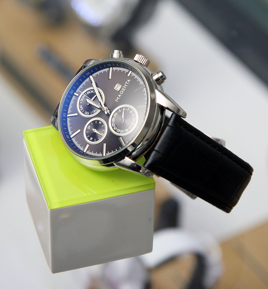 <b><p>MAGENTA male Leather wch 111.05.BK.LT Classic</p></b><b><p>マゼンタ 男性 レザー腕時計 111.05.BK.LT クラシックコーディネート</p></b><br /><br /><p align='center'>