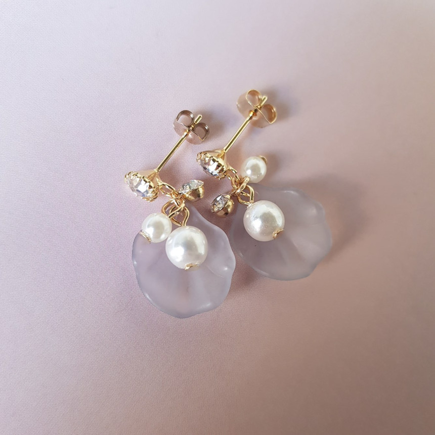 <b><p>Mingling no.1 petal HOMAIKA Pearl Drop Ers</p></b><b><p>ミンミン 第1 花びら ホマイカ 真珠 ドロップイヤリング 3色 説得力の 魅あるスタイル</p></b><br /><br /><p align='center'>