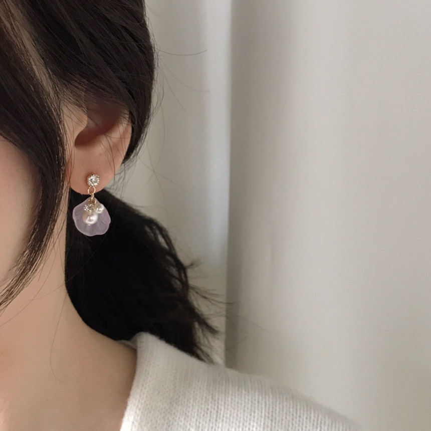 <b><p>Mingling no.1 petal HOMAIKA Pearl Drop Ers</p></b><b><p>ミンミン 第1 花びら ホマイカ 真珠 ドロップイヤリング 3色 説得力の 魅あるスタイル</p></b><br /><br /><p align='center'>