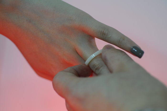 <b><p>Ring size resurgence Lake Ash method Alleic</p></b><b><p>リングサイズ 回復 湖 材 法 アレルギーのない ポリエチレン ゲージ 測定器 カップル</p></b><br /><br /><p align='center'>