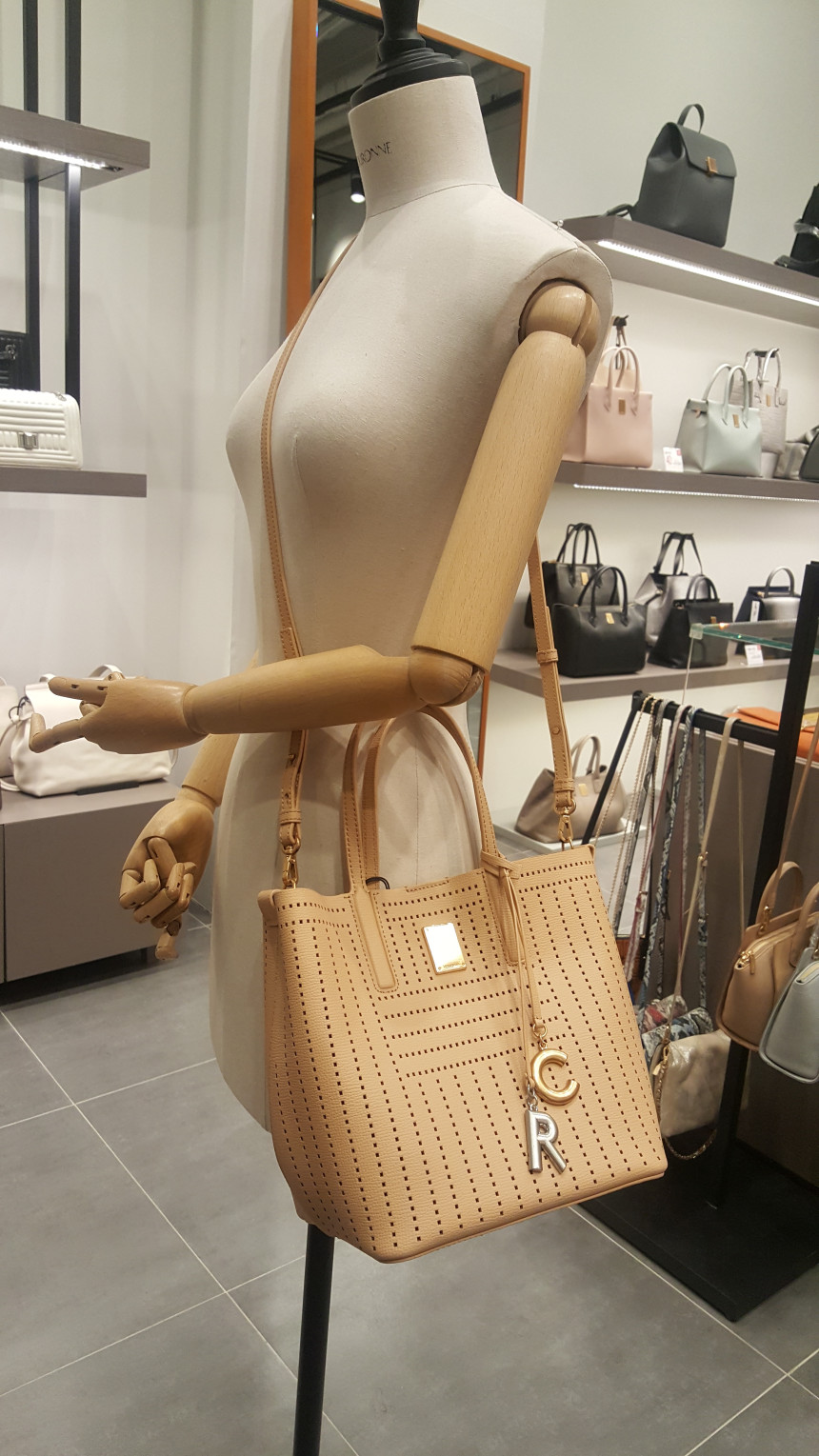 <b><p>Kuronblion Tote RCNTX17105BEX</p></b><b><p>ロンアセンブリたトートRCNTX17105BEX</p></b><br /><br /><p align='center'>