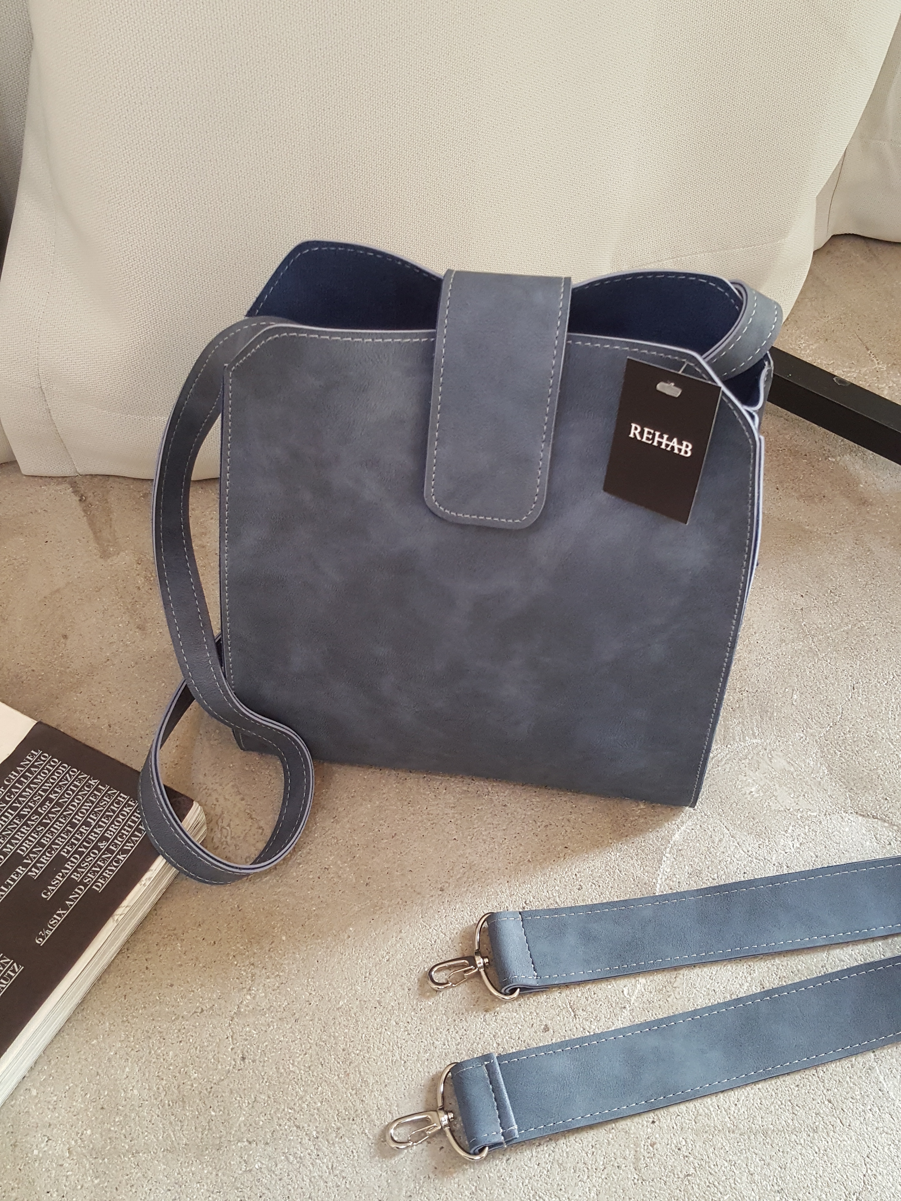 <b><p>Tria bag</p></b><b><p>トリアバック</p></b><br /><br /><p align='center'>