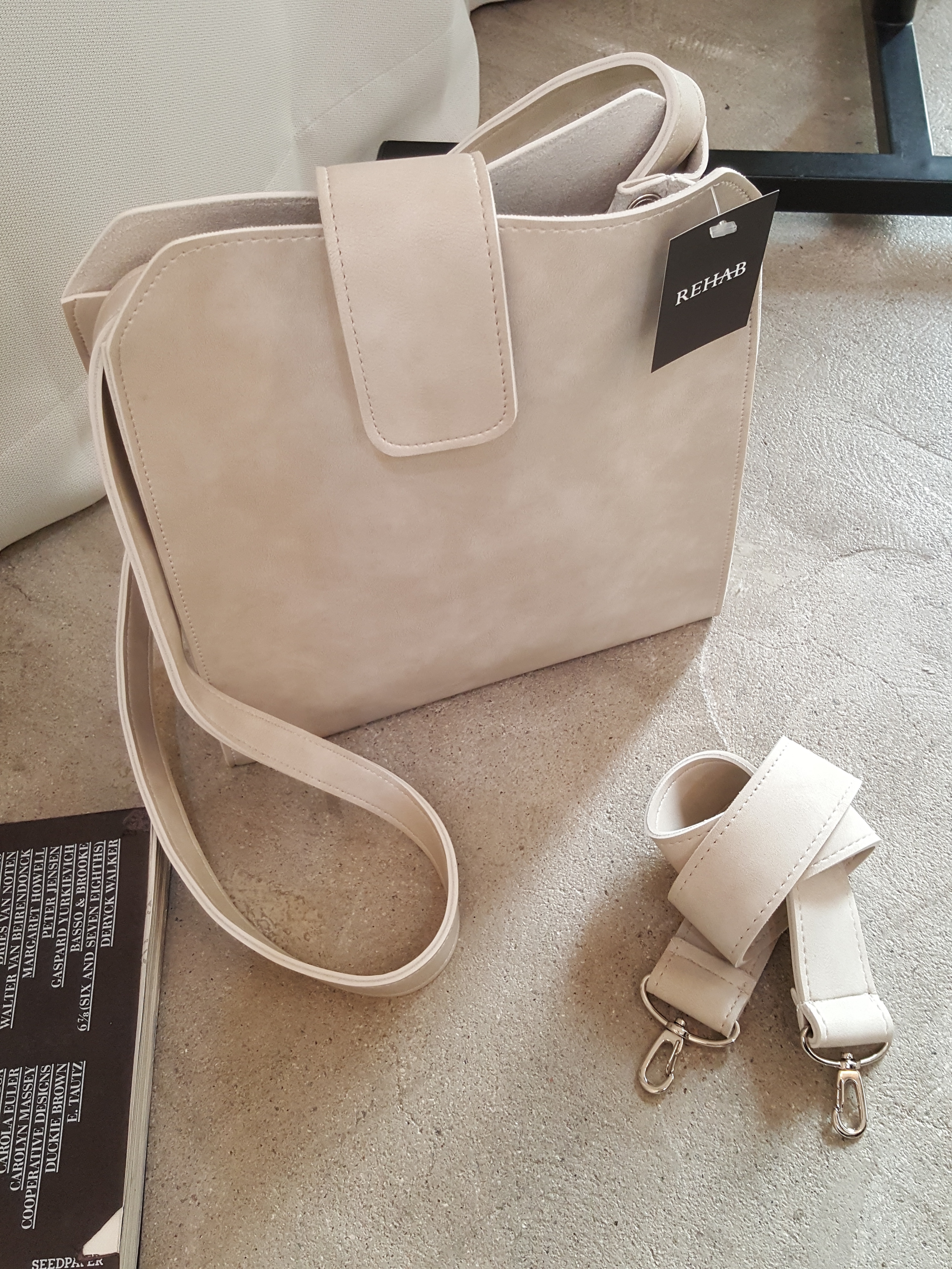 <b><p>Tria bag</p></b><b><p>トリアバック</p></b><br /><br /><p align='center'>