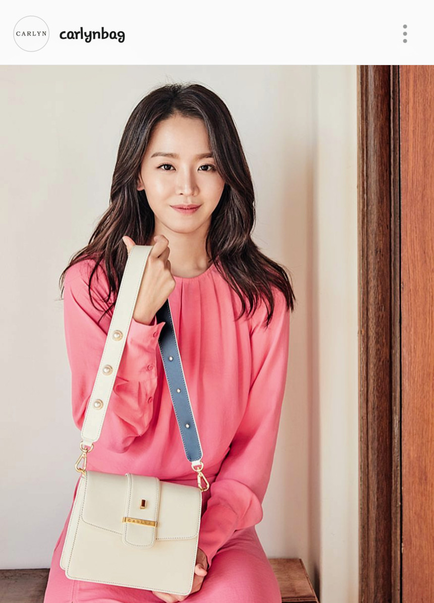 <b><p>Carlin New Hester Back H77362010 Atndance</p></b><b><p>カーリンニューヘスターバックH77362010出勤ファッション卒業式キュートミニサイズのクロスバック</p></b><br /><br /><p align='center'>