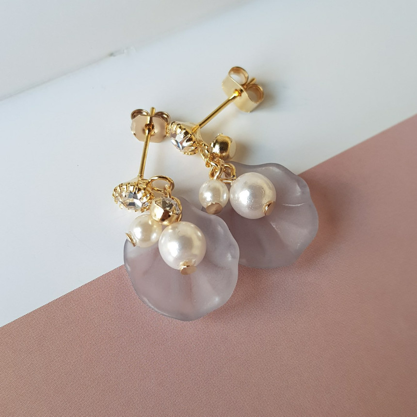 <b><p>Mingling no.1 petal HOMAIKA Pearl Drop Ers</p></b><b><p>ミンミン 第1 花びら ホマイカ 真珠 ドロップイヤリング 3色 説得力の 魅あるスタイル</p></b><br /><br /><p align='center'>