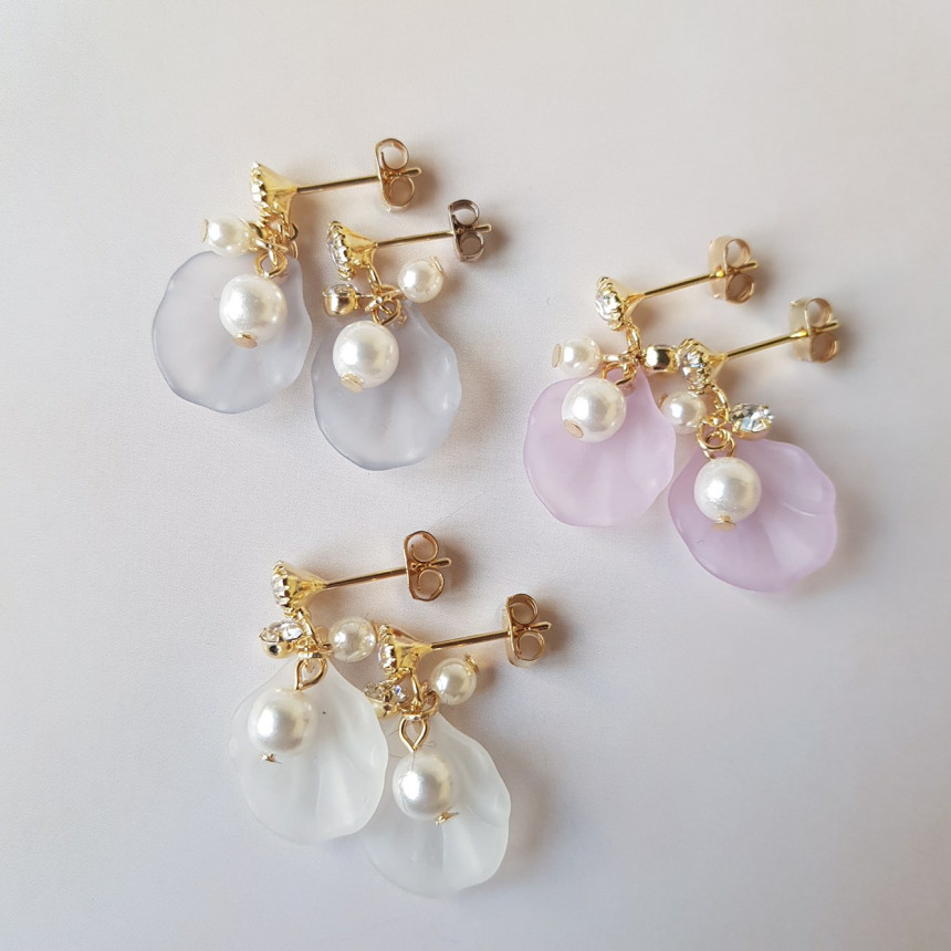 <b><p>Mingling no.1 petal HOMAIKA Pearl Drop Ers</p></b><b><p>ミンミン 第1 花びら ホマイカ 真珠 ドロップイヤリング 3色 説得力の 魅あるスタイル</p></b><br /><br /><p align='center'>