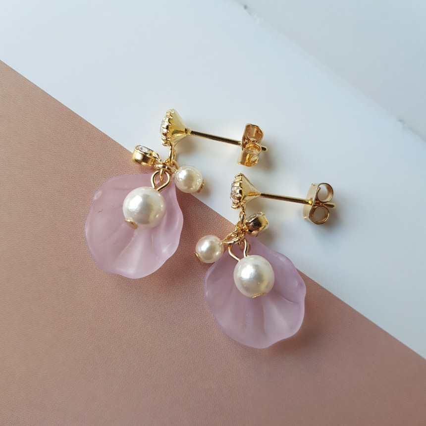 <b><p>Mingling no.1 petal HOMAIKA Pearl Drop Ers</p></b><b><p>ミンミン 第1 花びら ホマイカ 真珠 ドロップイヤリング 3色 説得力の 魅あるスタイル</p></b><br /><br /><p align='center'>