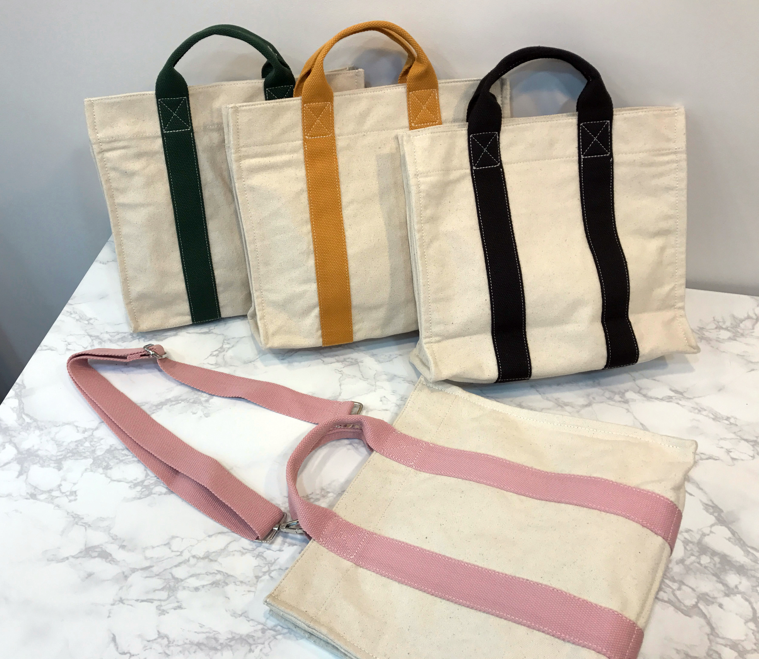 <b><p>Colors nvee Shoulder Bag 4c Charming Style</p></b><b><p>配色コンバースショルダーバッグ4color魅力があるスタイルデイリールックアイテムコーディネートしや</p></b><br /><br /><p align='center'>