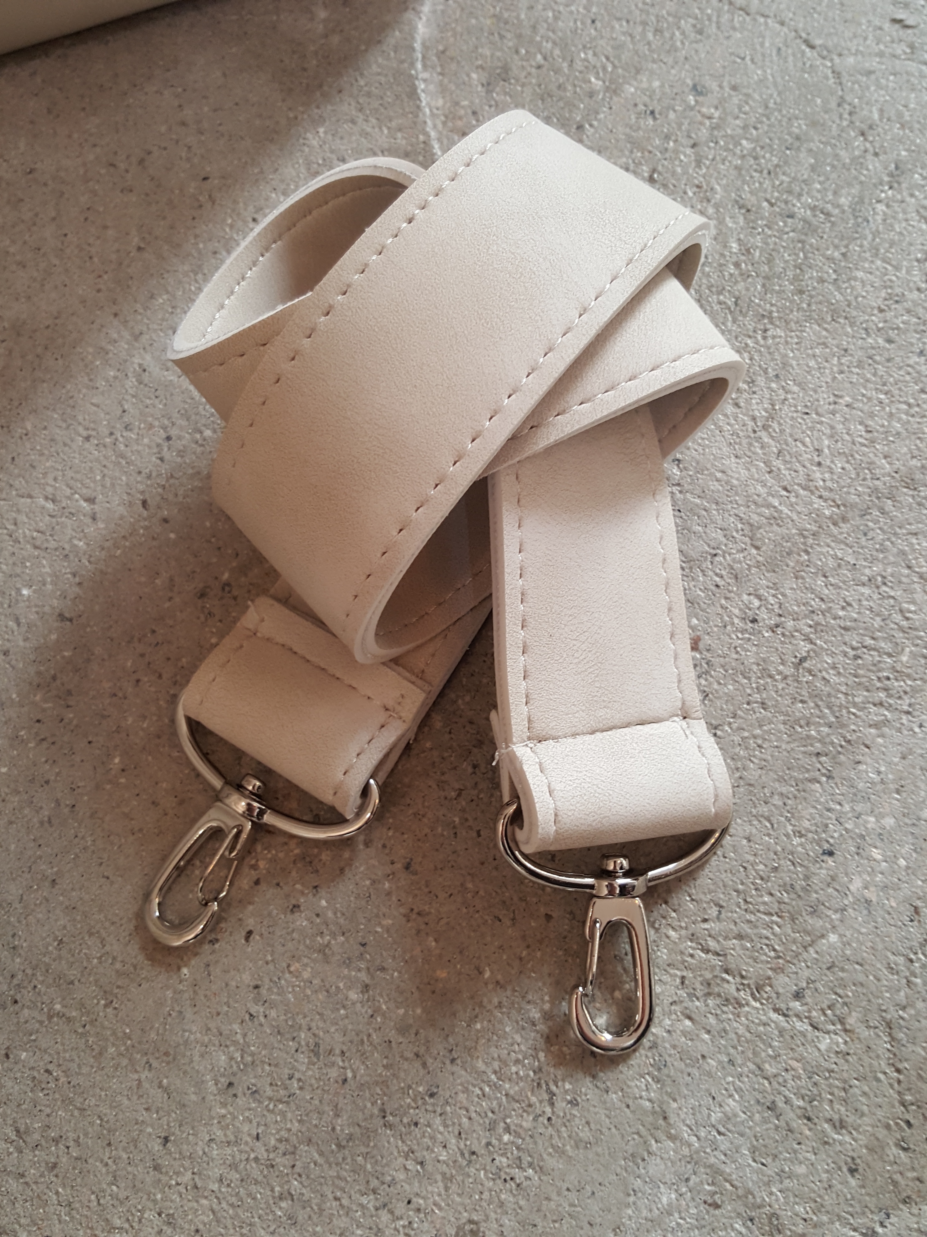 <b><p>Tria bag</p></b><b><p>トリアバック</p></b><br /><br /><p align='center'>