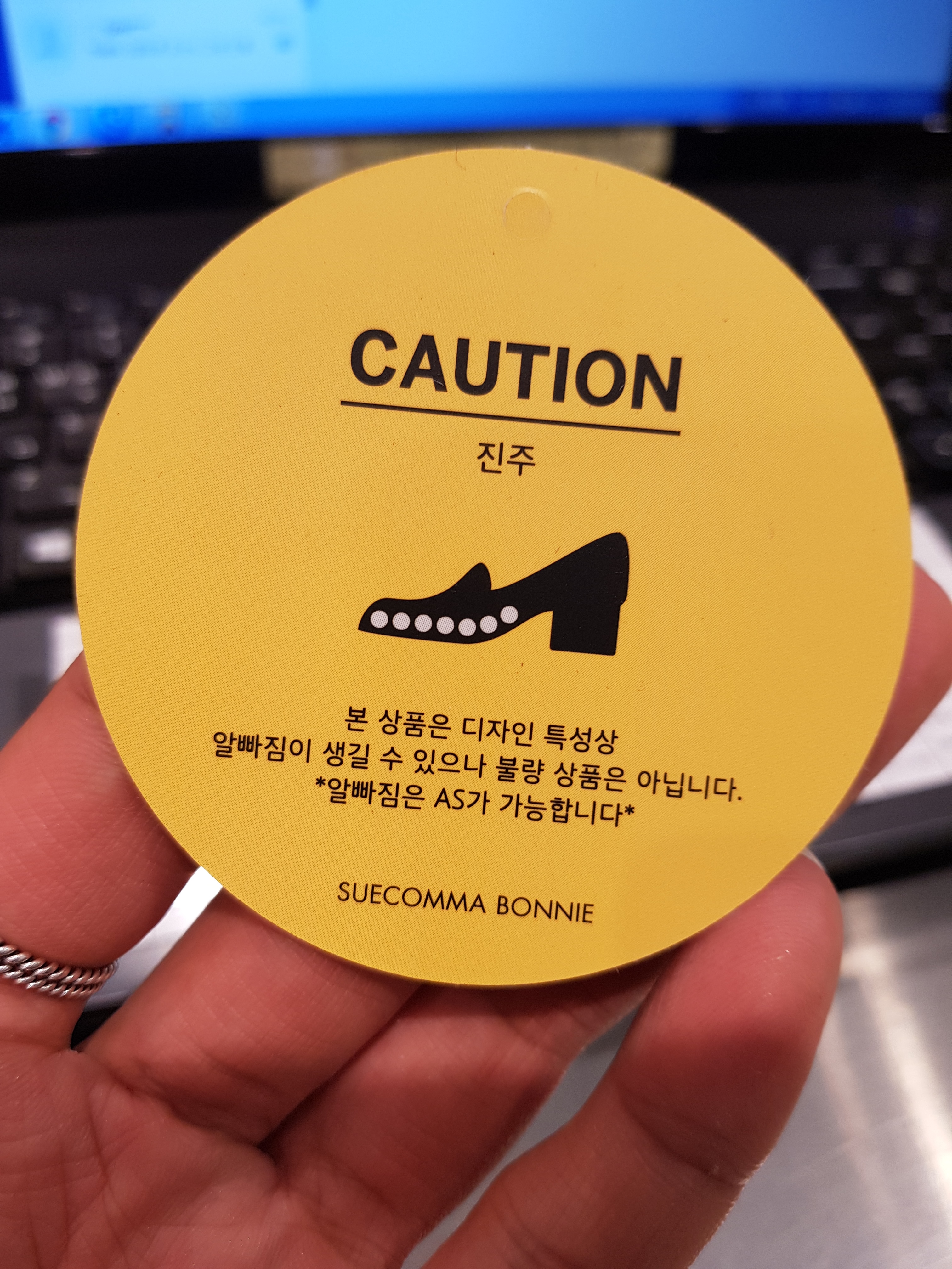 <b><p>Shu Comma Bonnie Other sneaks DG4DX17054YEW</p></b><b><p>シューコンマみる 他のスニーカー DG4DX17054YEW 爽やかポイント 半スタイル</p></b><br /><br /><p align='center'>