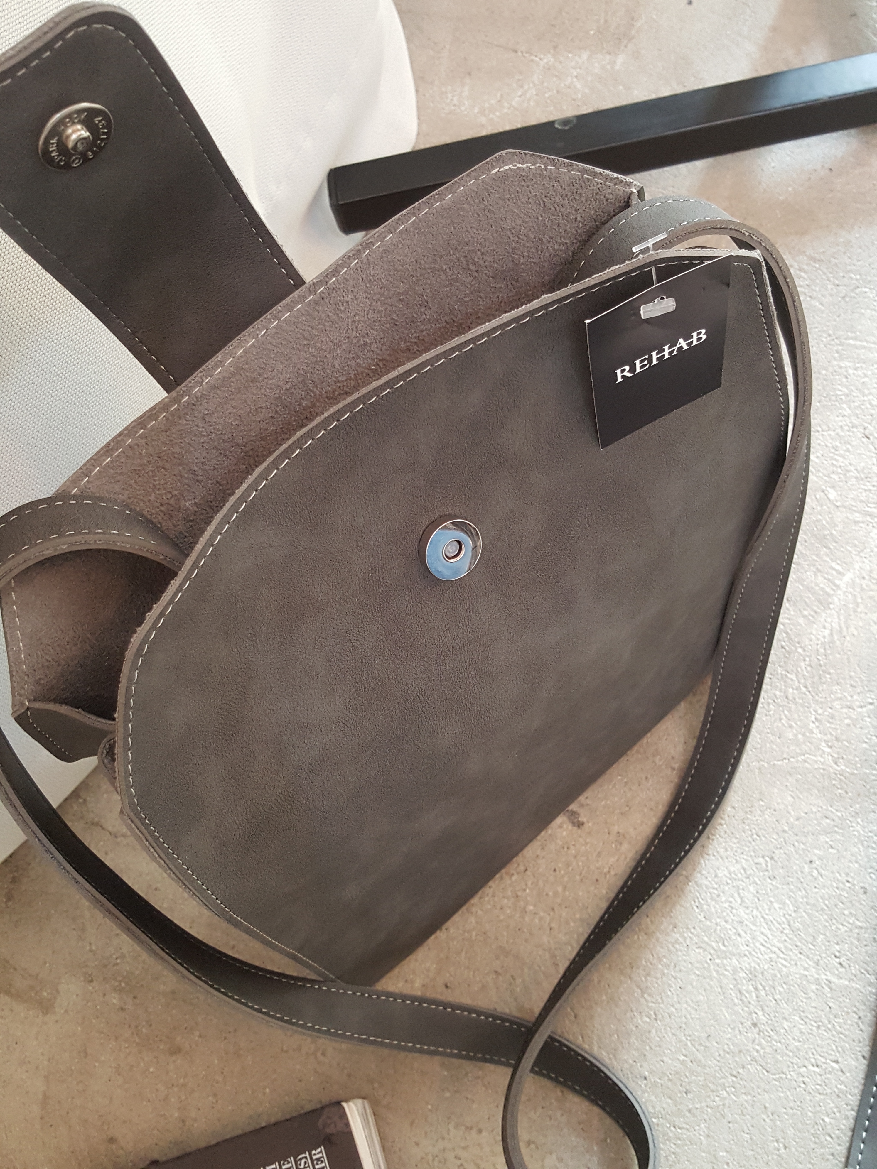 <b><p>Tria bag</p></b><b><p>トリアバック</p></b><br /><br /><p align='center'>