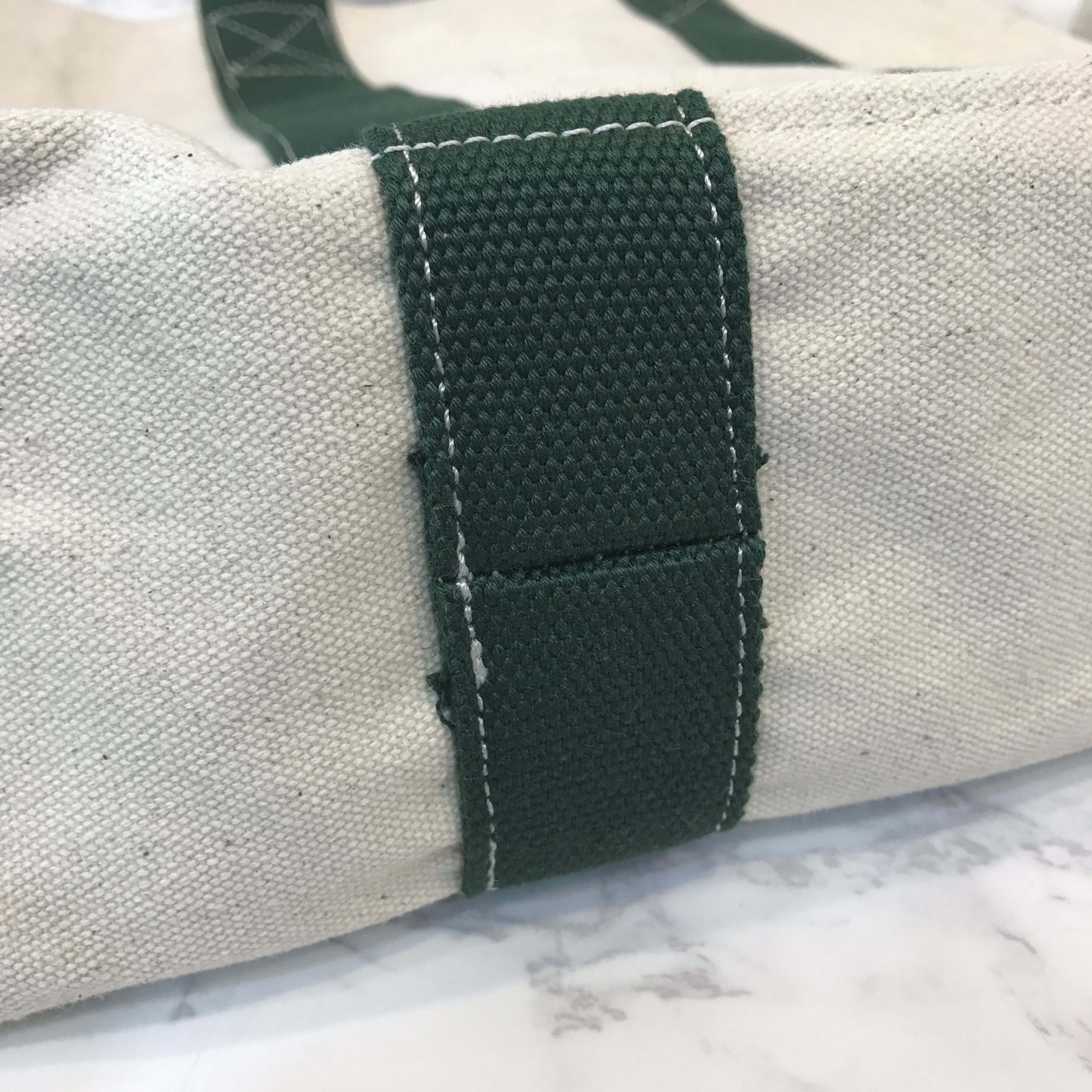 <b><p>Colors nvee Shoulder Bag 4c Charming Style</p></b><b><p>配色コンバースショルダーバッグ4color魅力があるスタイルデイリールックアイテムコーディネートしや</p></b><br /><br /><p align='center'>