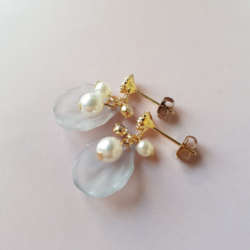 <b><p>Mingling no.1 petal HOMAIKA Pearl Drop Ers</p></b><b><p>ミンミン 第1 花びら ホマイカ 真珠 ドロップイヤリング 3色 説得力の 魅あるスタイル</p></b><br /><br /><p align='center'>