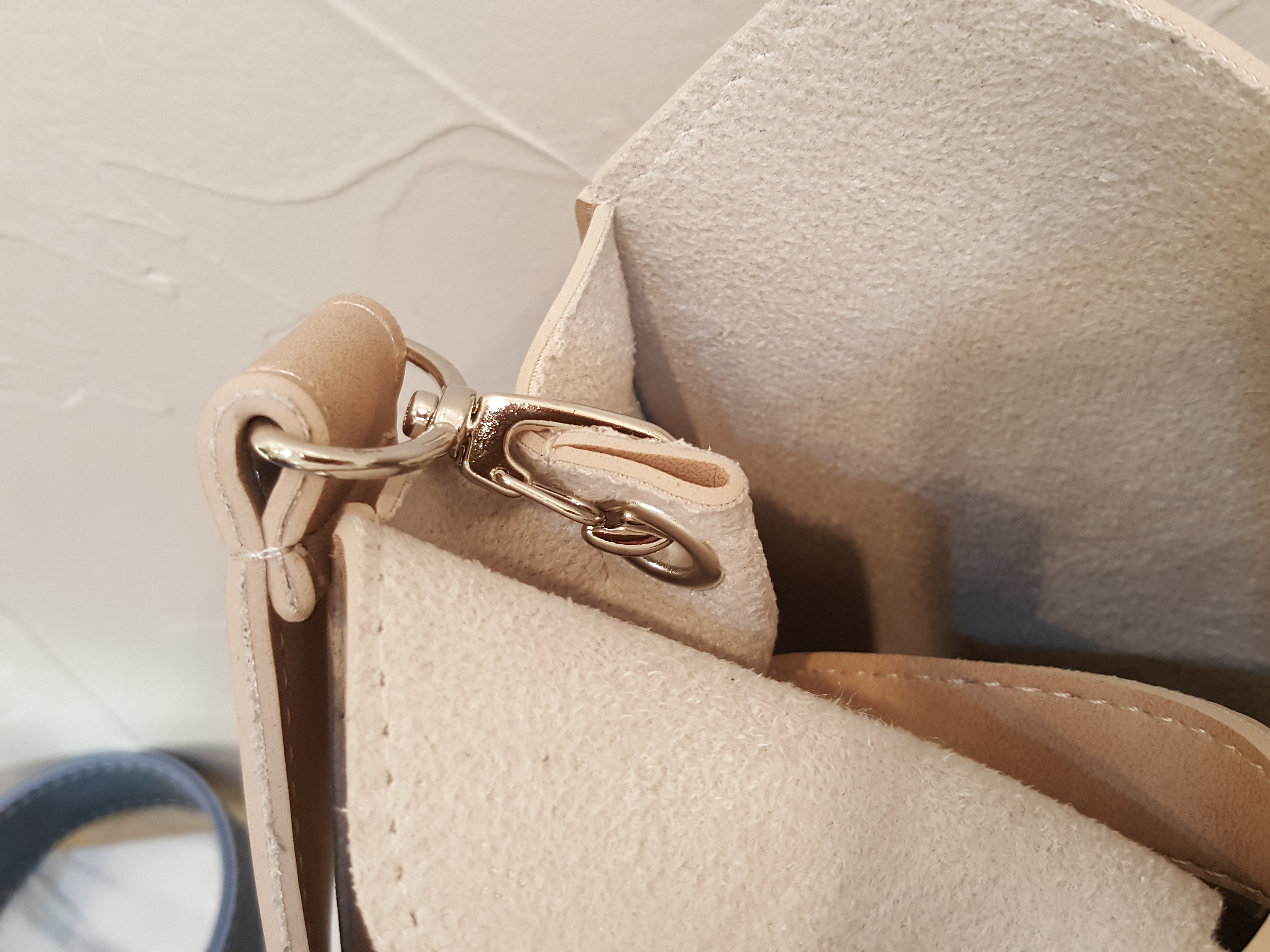 <b><p>Tria bag</p></b><b><p>トリアバック</p></b><br /><br /><p align='center'>