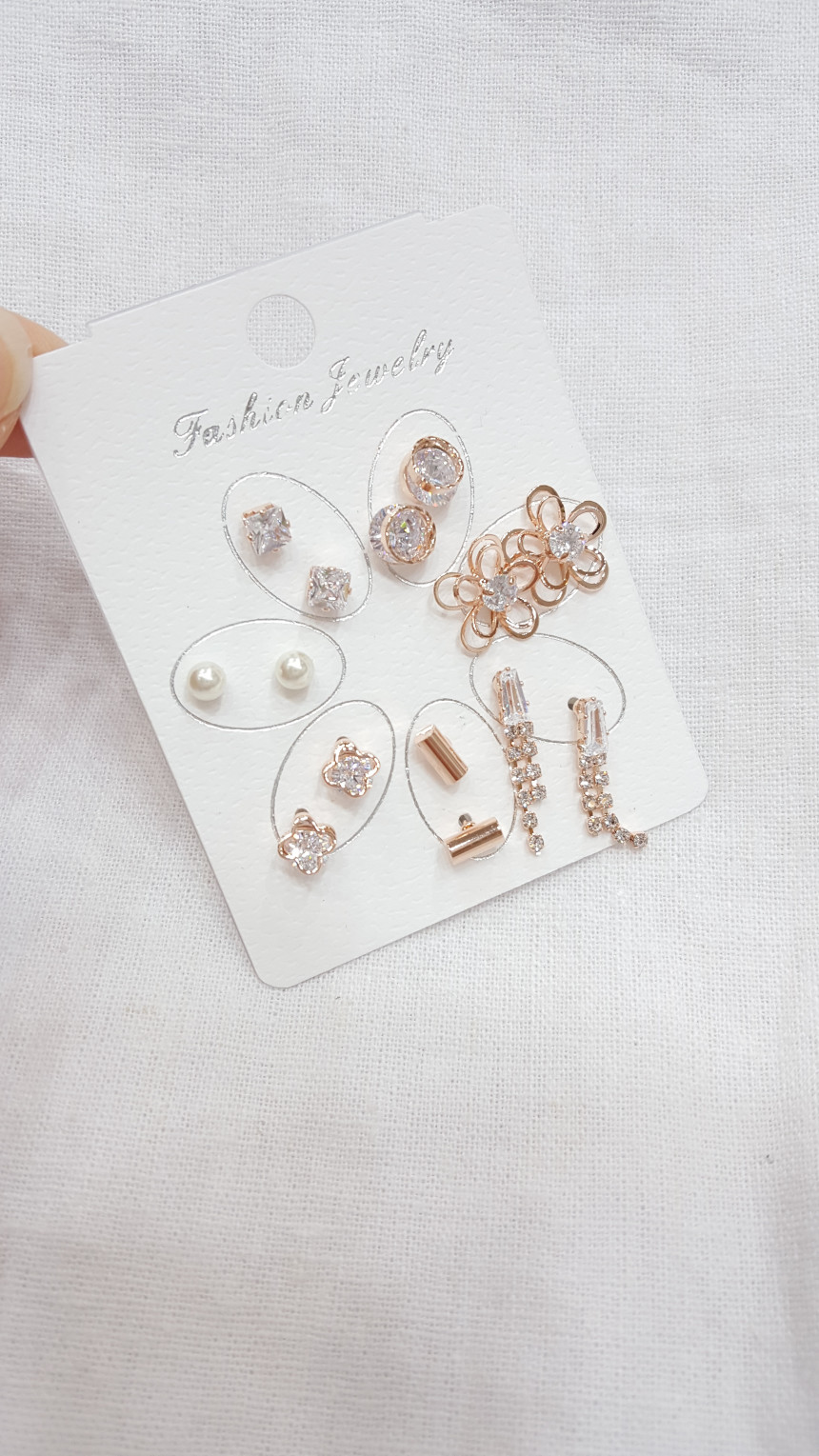 <b><p>flower Jalan cubic 14 piece set earrings</p></b><b><p>フラワー ジュルランキュービック 14ピースセットピアス 三ジェルイェエリー ディテールがきれい</p></b><br /><br /><p align='center'>