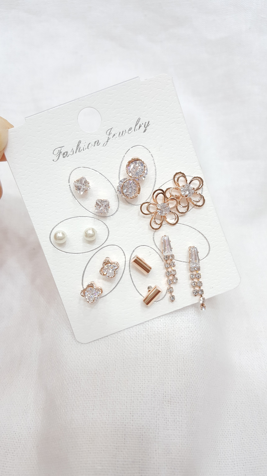 <b><p>flower Jalan cubic 14 piece set earrings</p></b><b><p>フラワー ジュルランキュービック 14ピースセットピアス 三ジェルイェエリー ディテールがきれい</p></b><br /><br /><p align='center'>