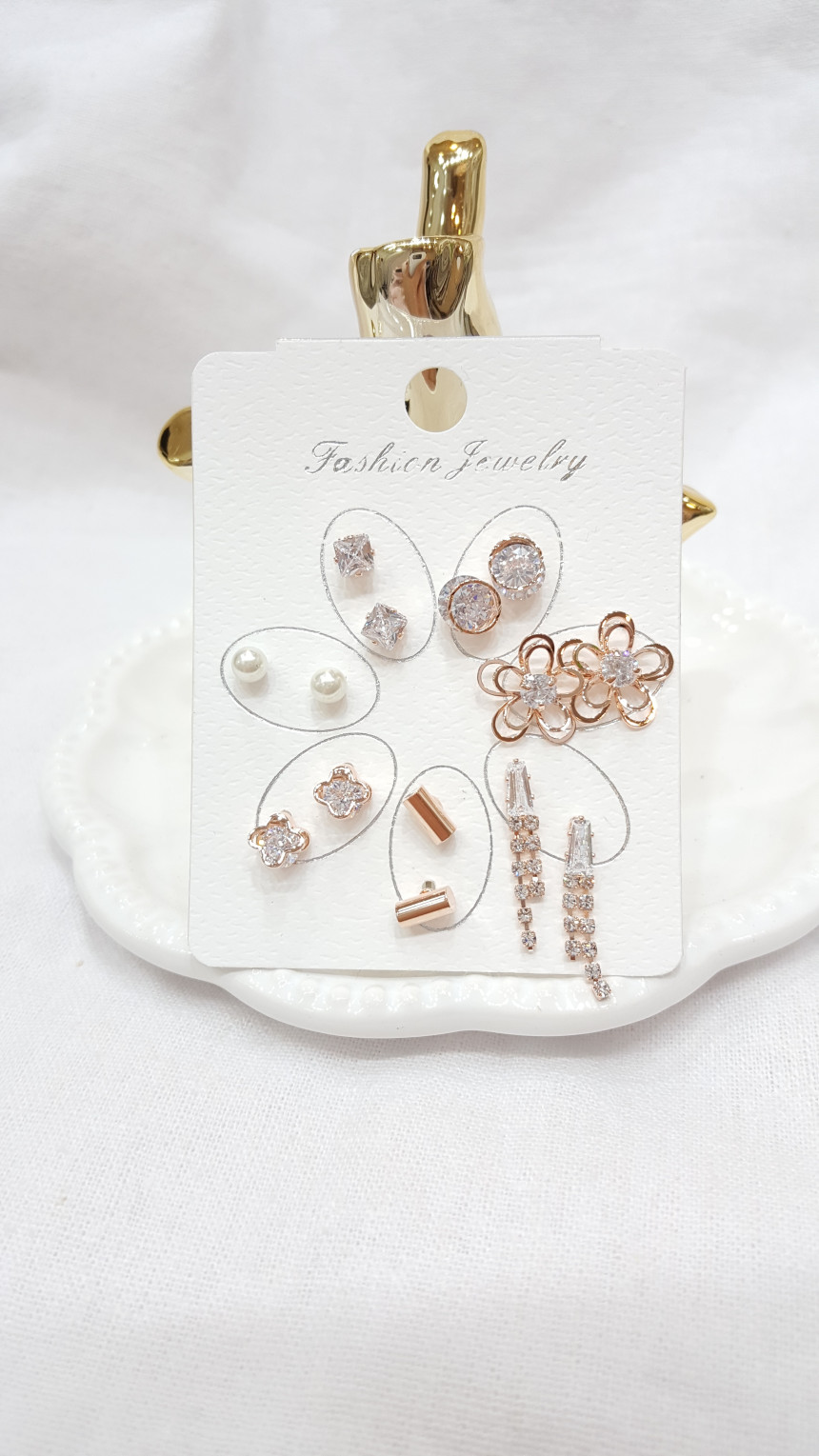 <b><p>flower Jalan cubic 14 piece set earrings</p></b><b><p>フラワー ジュルランキュービック 14ピースセットピアス 三ジェルイェエリー ディテールがきれい</p></b><br /><br /><p align='center'>