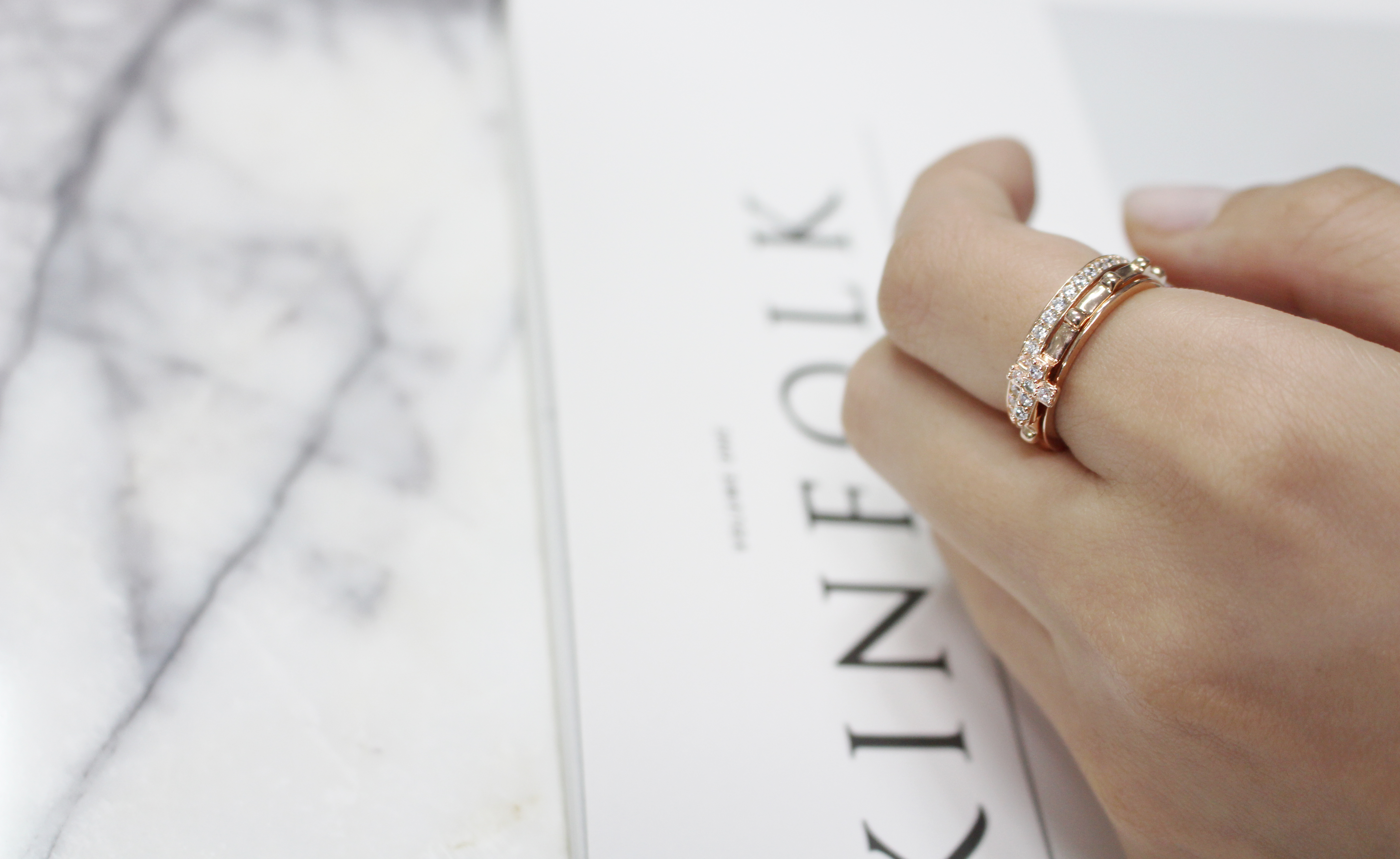 <b><p>rotation Cubic The Css Rosary ring silver925</p></b><b><p>回転 キュービック クロス はロザリオリング シルバー925 3色 カトリ カップル</p></b><br /><br /><p align='center'>