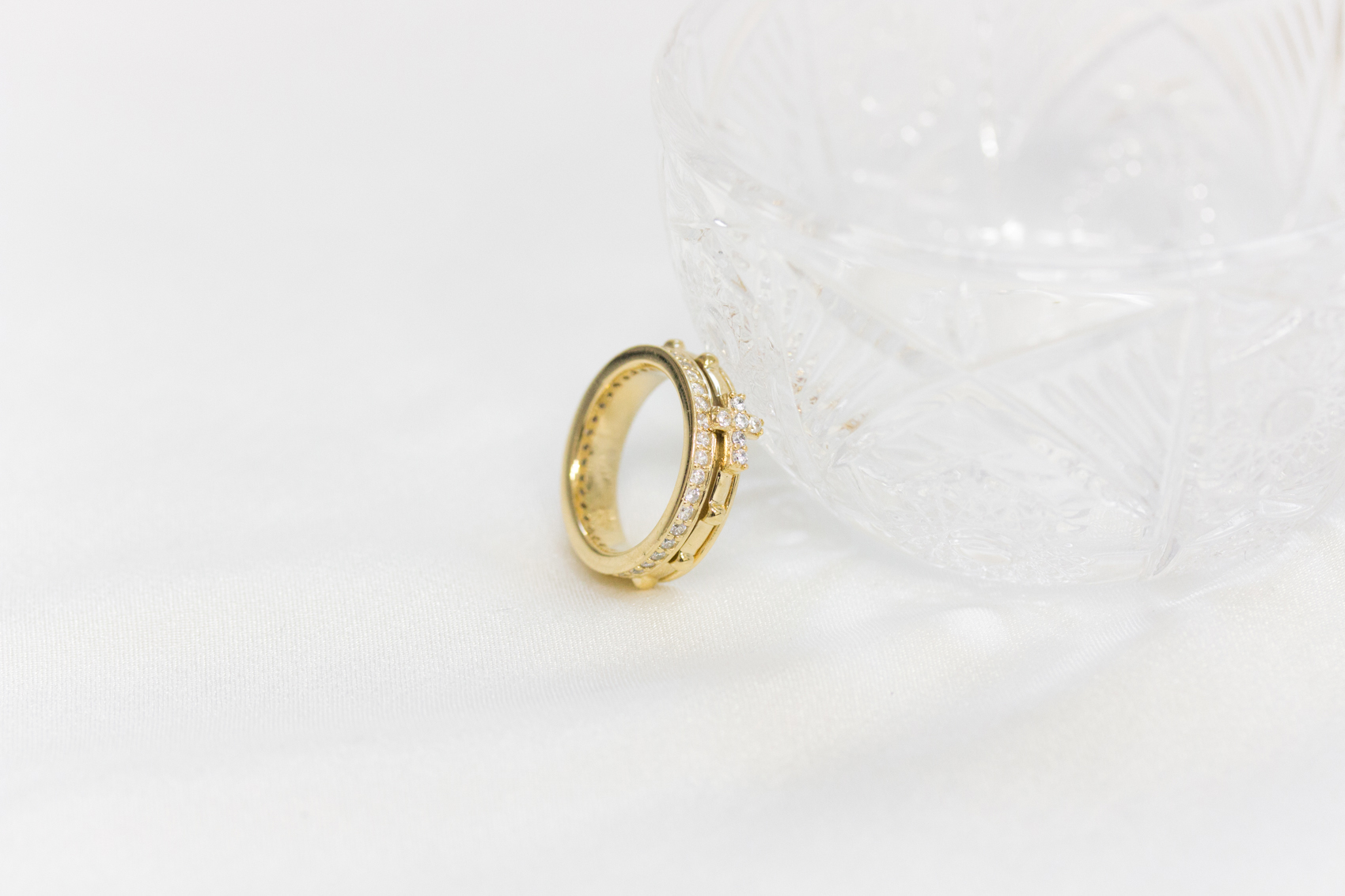 <b><p>rotation Cubic The Css Rosary ring silver925</p></b><b><p>回転 キュービック クロス はロザリオリング シルバー925 3色 カトリ カップル</p></b><br /><br /><p align='center'>