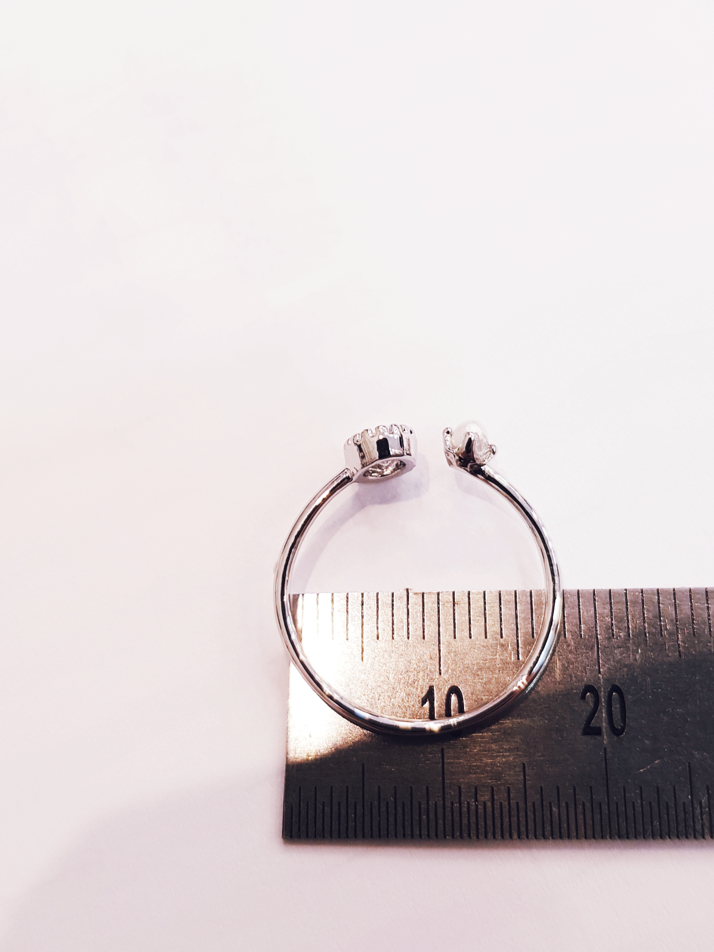 <b><p>Pearl layered ring set 3col tit Design dazzl</p></b><b><p>パールレイヤードリングセット 3col プチなデザイン まぶしい ポトサイクル良い</p></b><br /><br /><p align='center'>