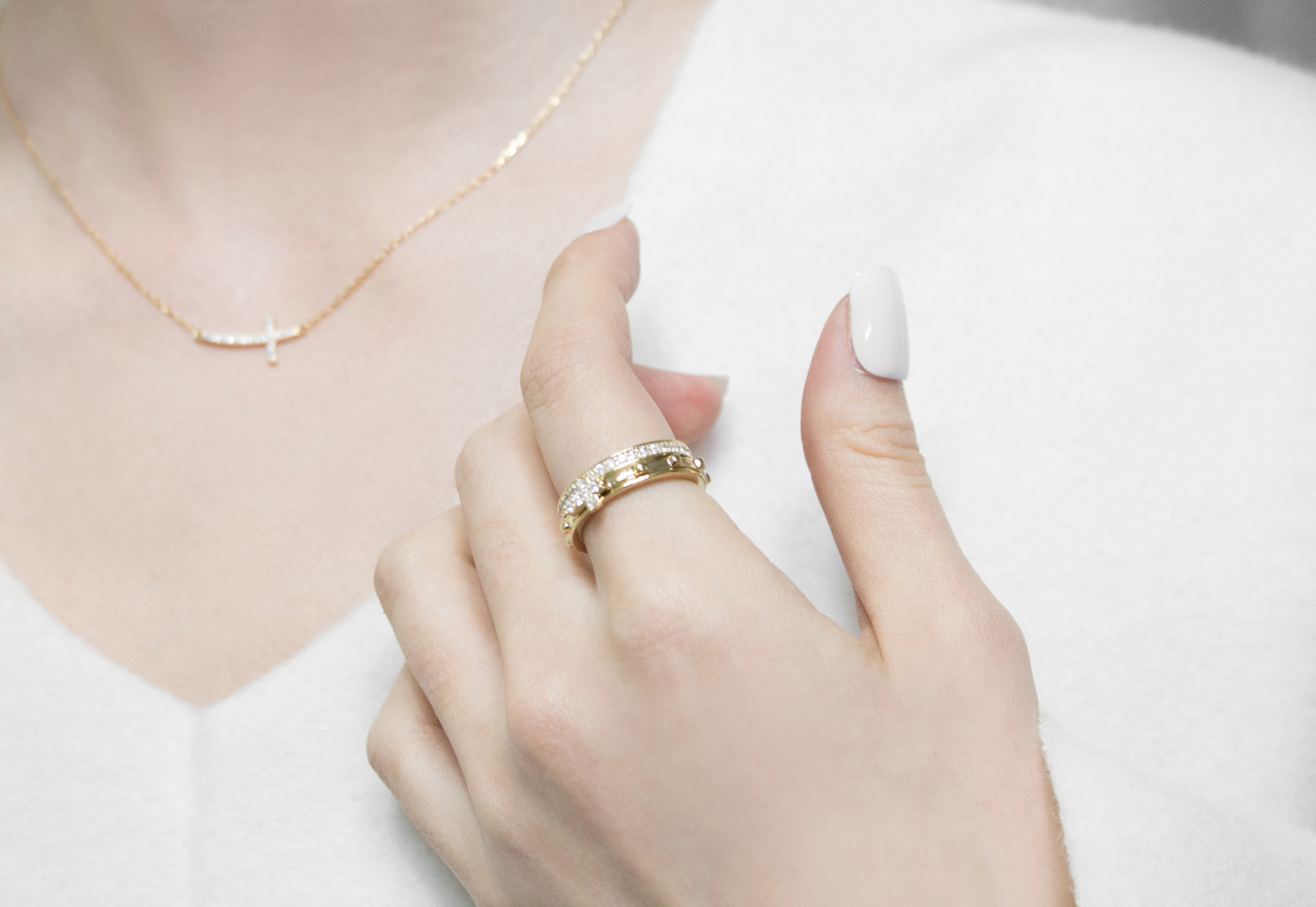 <b><p>rotation Cubic The Css Rosary ring silver925</p></b><b><p>回転 キュービック クロス はロザリオリング シルバー925 3色 カトリ カップル</p></b><br /><br /><p align='center'>