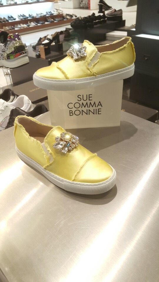 <b><p>Shu Comma Bonnie Other sneaks DG4DX17054YEW</p></b><b><p>シューコンマみる 他のスニーカー DG4DX17054YEW 爽やかポイント 半スタイル</p></b><br /><br /><p align='center'>