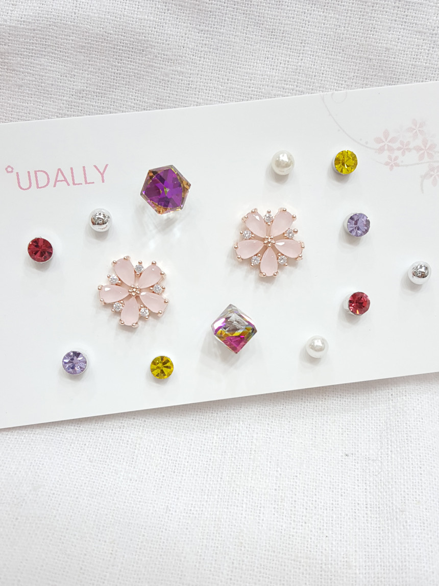 <b><p>Look at the flowers. crystal 12 piece set</p></b><b><p>花吹雪 クリスタル 12ピースセット プチなデザイン ユニーク 洗練されたギフト</p></b><br /><br /><p align='center'>