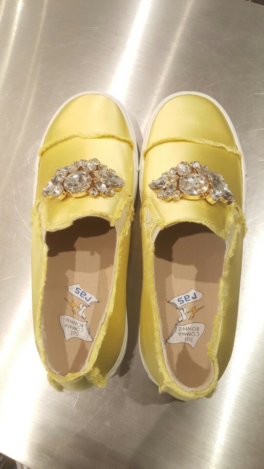 <b><p>Shu Comma Bonnie Other sneaks DG4DX17054YEW</p></b><b><p>シューコンマみる 他のスニーカー DG4DX17054YEW 爽やかポイント 半スタイル</p></b><br /><br /><p align='center'>