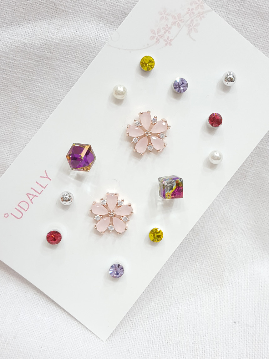 <b><p>Look at the flowers. crystal 12 piece set</p></b><b><p>花吹雪 クリスタル 12ピースセット プチなデザイン ユニーク 洗練されたギフト</p></b><br /><br /><p align='center'>