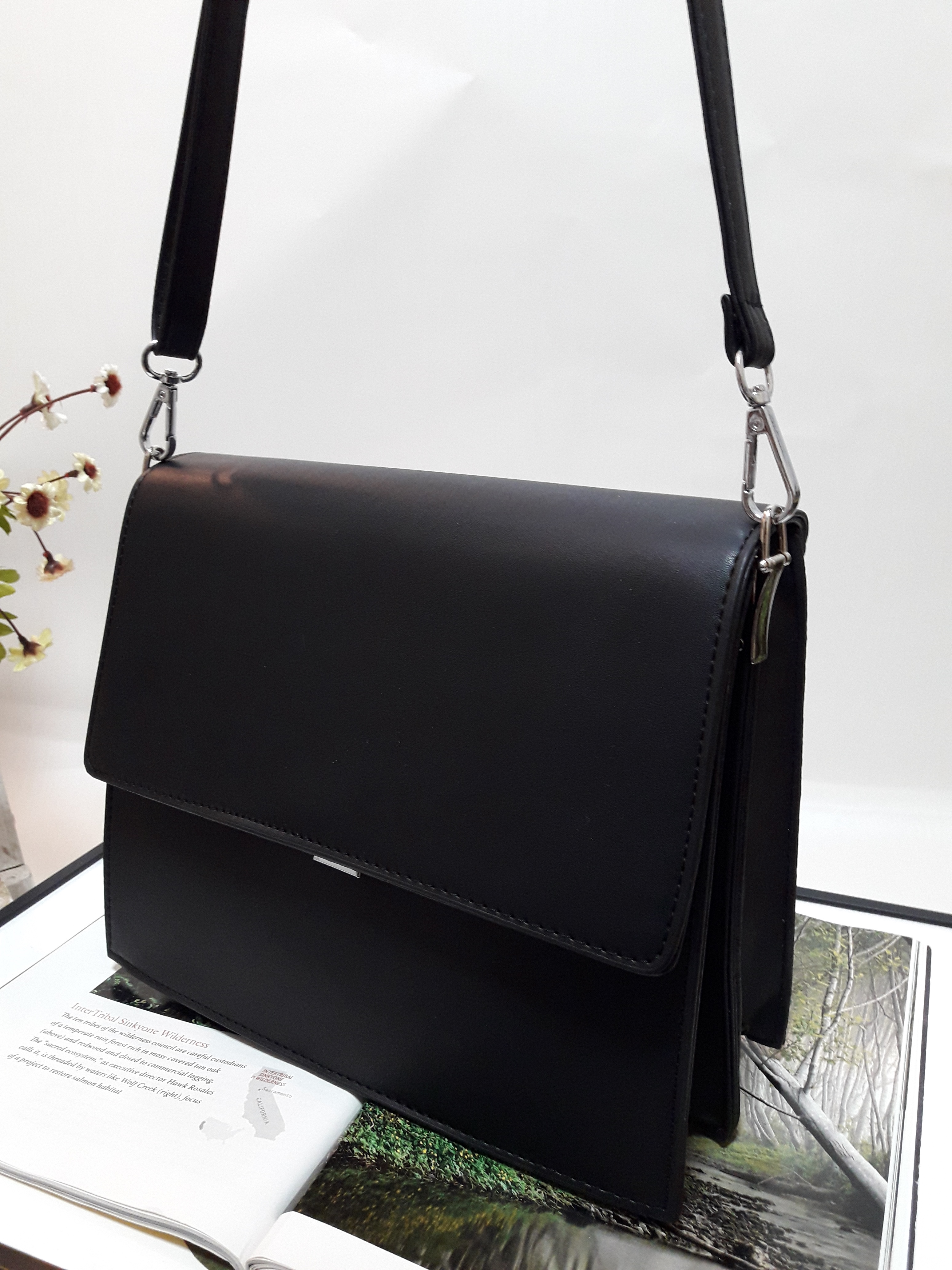 <b><p>Formal Square Daily Shoulder Bag Stylish</p></b><b><p>フォーマルスクエアデイリーショルダーバッグ洗練されたバケットバックスーツデートルック結婚式スター市し</p></b><br /><br /><p align='center'>
