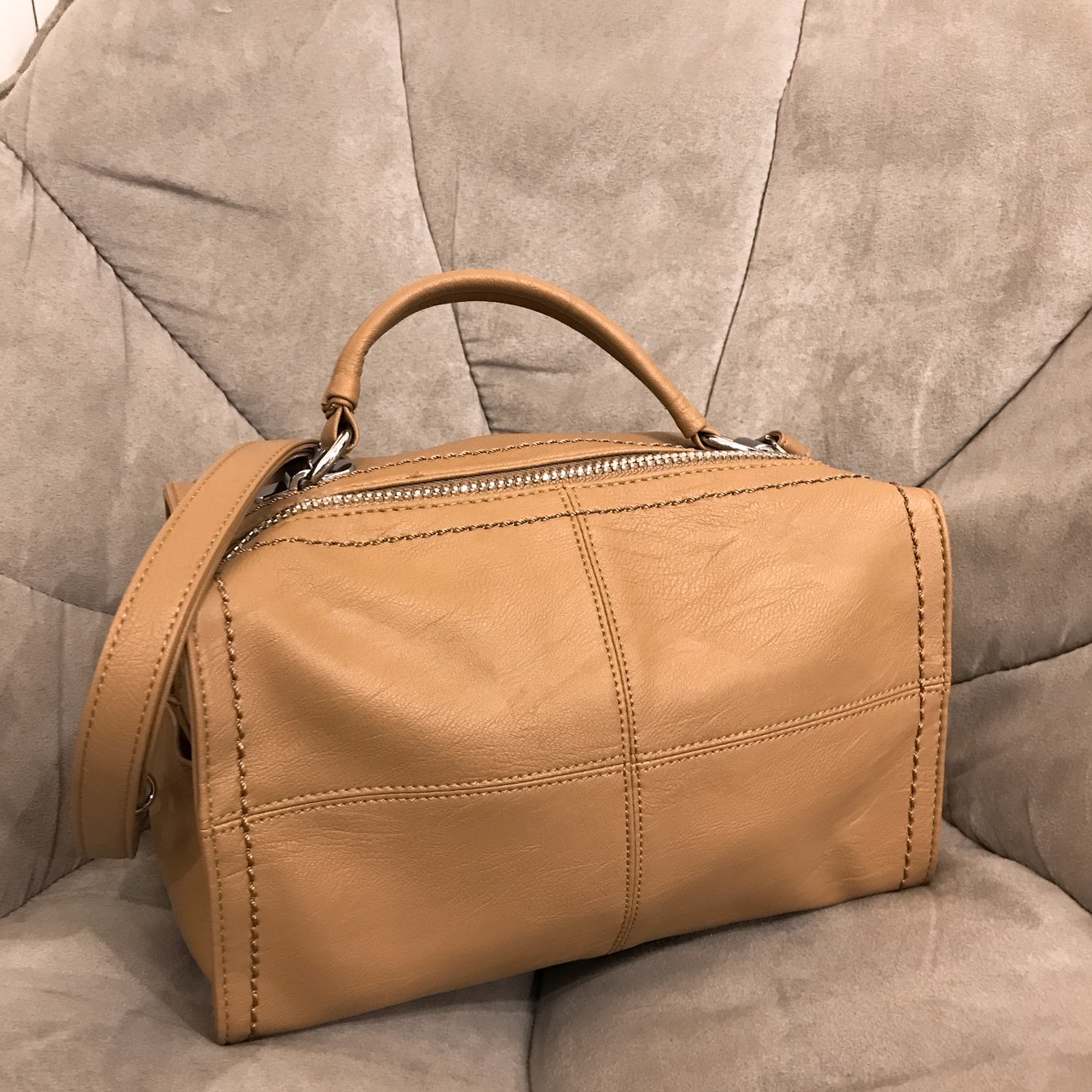 <b><p>Daily back 2color Modern chic Charming style</p></b><b><p>デイリーバック2colorモダンシックな魅力のあるスタイルの女性のコーディネートカジュアルビッグバッ</p></b><br /><br /><p align='center'>