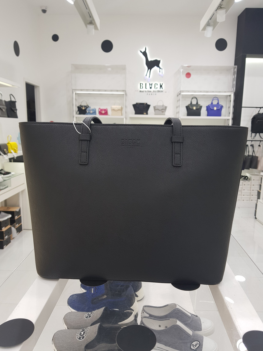 <b><p>Black martin spikes shopperb gaxx101</p></b><b><p>ブラックマーティンシトボンショーポベクgaxx101</p></b><br /><br /><p align='center'>