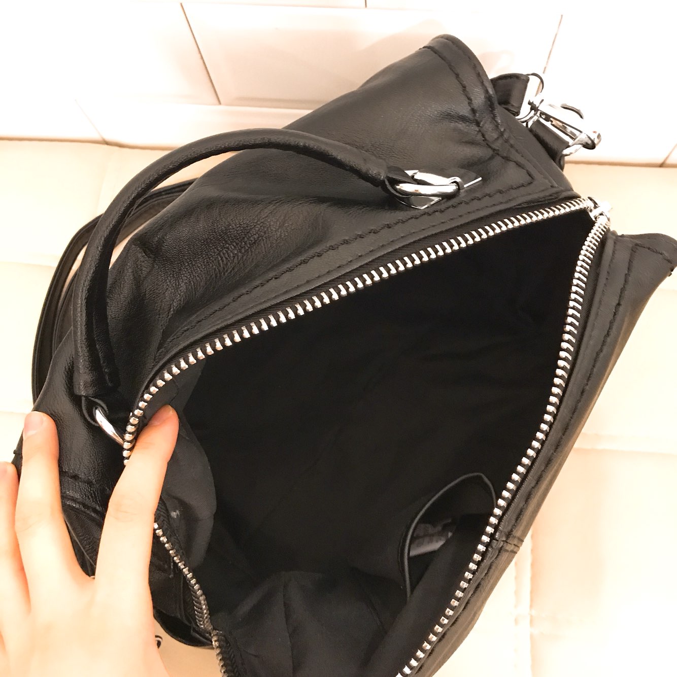 <b><p>Daily back 2color Modern chic Charming style</p></b><b><p>デイリーバック2colorモダンシックな魅力のあるスタイルの女性のコーディネートカジュアルビッグバッ</p></b><br /><br /><p align='center'>