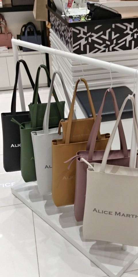 <b><p>Alice Marcia Joey KJS00572 Eco Bag Women</p></b><b><p>アリスマーシャジョイKJS00572エコバッグ女性バッグ新学期バッグ大学生デイリーバッグ最エテム</p></b><br /><br /><p align='center'>