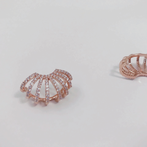 <b><p>!! Order rush Misty Kim Nam-ju sector fm</p></b><b><p>!! 注文殺到 ミスティ キム・ナムジュ 扇形 芸能人 イヤリング ファッション</p></b><br /><br /><p align='center'>