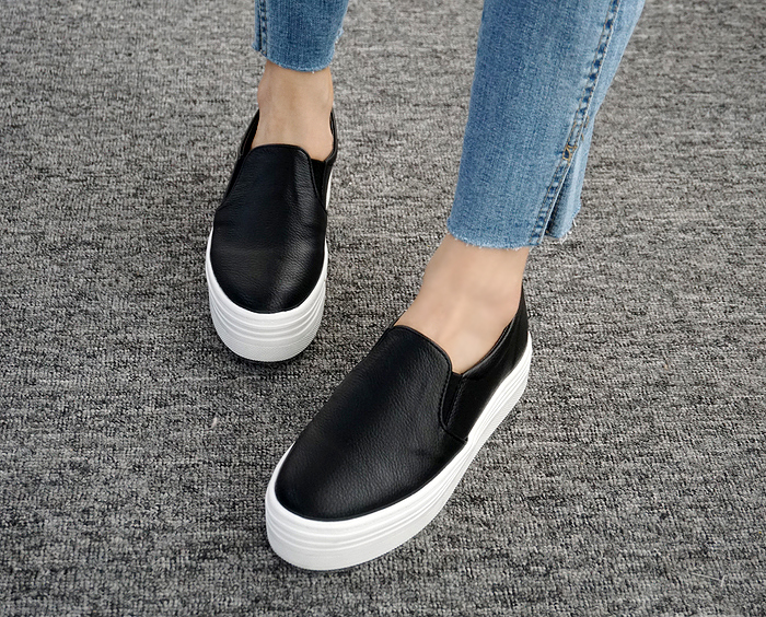 <b><p>Korean The Height Slip-on 4.5cm female Wom</p></b><b><p>韓国語 厚底 身長 スリップオン 4.5cm 女性 スニーカー 快適な靴</p></b><br /><br /><p align='center'>