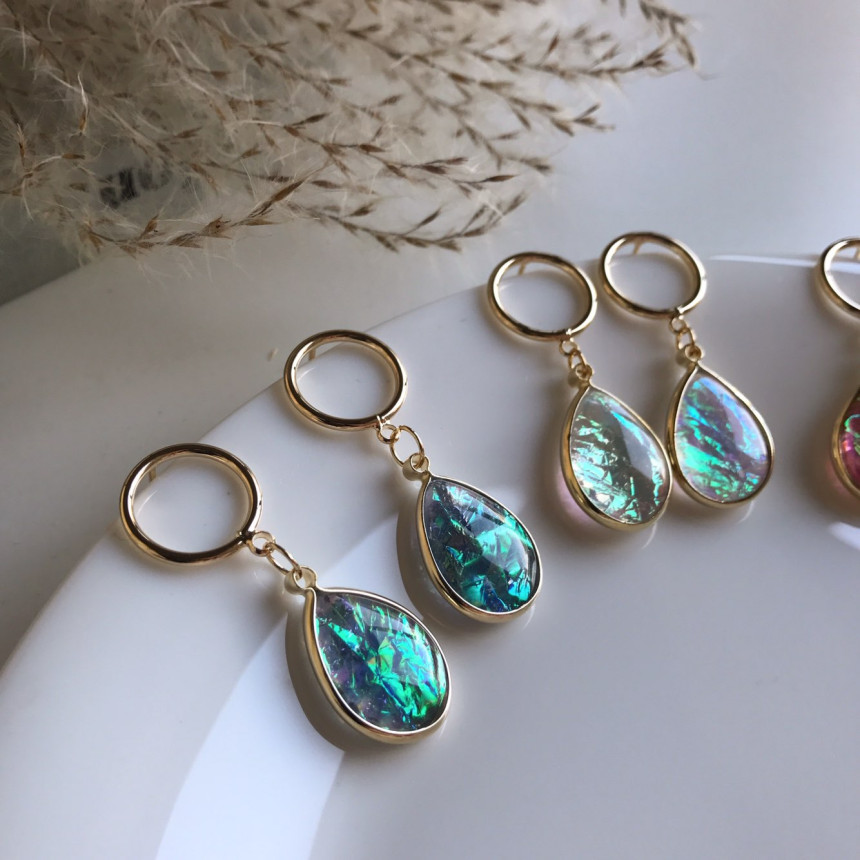 <b><p>Ari Sequins HOMAIKA Drop Earngs 3color Feme</p></b><b><p>アリ スパンコール ホマイカ ドロップイヤリング 3色 フェミニンな 女性ディネート</p></b><br /><br /><p align='center'>