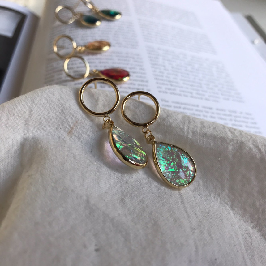 <b><p>Ari Sequins HOMAIKA Drop Earngs 3color Feme</p></b><b><p>アリ スパンコール ホマイカ ドロップイヤリング 3色 フェミニンな 女性ディネート</p></b><br /><br /><p align='center'>