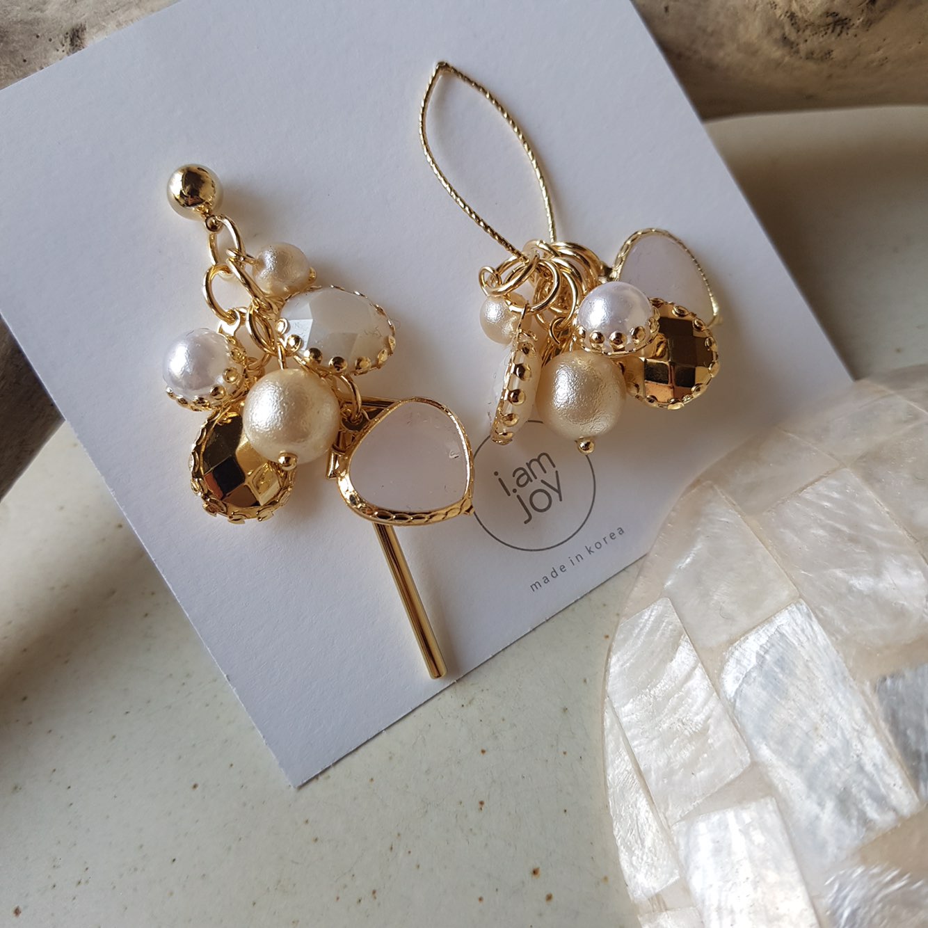 <b><p>Raffine HOMAIKA Pearl Unbutton drop rgs Lance</p></b><b><p>ラフィネ ホマイカ 真珠 オンバルドロップイヤリング ランス 感性ジュエリー 洗練されたギフト</p></b><br /><br /><p align='center'>