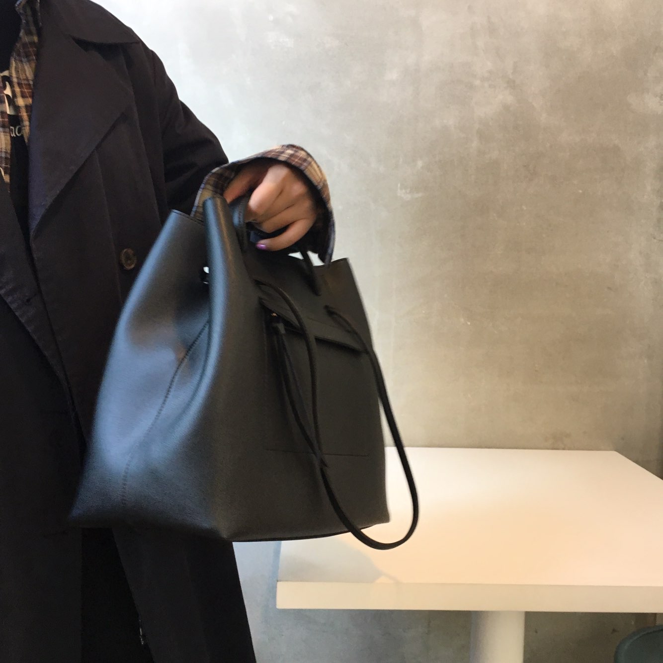 <b><p>Fe Shipping Daily Two-Way Suits Tote oulder</p></b><b><p>送料無料デイリーツーウェイボクジョリトートショルダーショッパービッグバッグ広い収納スペースリアルレザ</p></b><br /><br /><p align='center'>