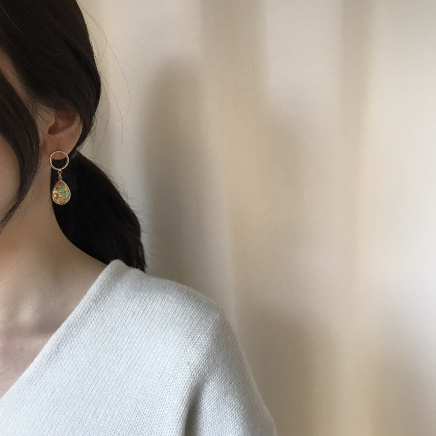 <b><p>Ari Sequins HOMAIKA Drop Earngs 3color Feme</p></b><b><p>アリ スパンコール ホマイカ ドロップイヤリング 3色 フェミニンな 女性ディネート</p></b><br /><br /><p align='center'>