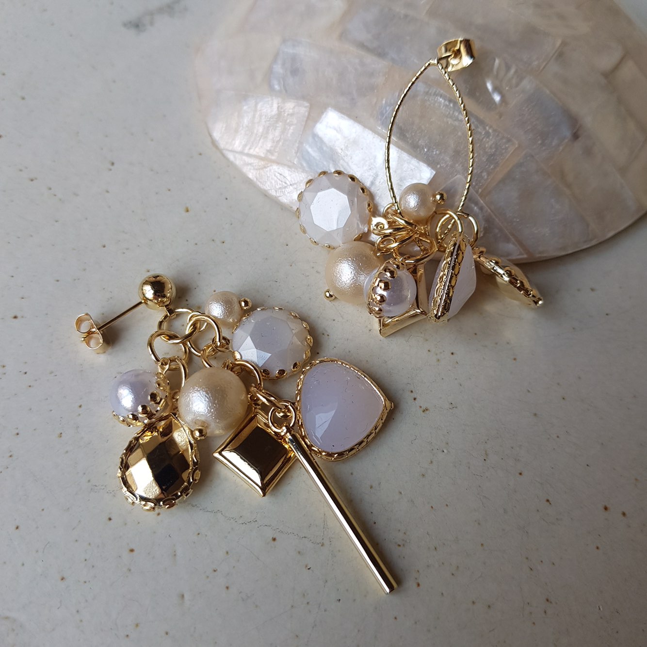 <b><p>Raffine HOMAIKA Pearl Unbutton drop rgs Lance</p></b><b><p>ラフィネ ホマイカ 真珠 オンバルドロップイヤリング ランス 感性ジュエリー 洗練されたギフト</p></b><br /><br /><p align='center'>