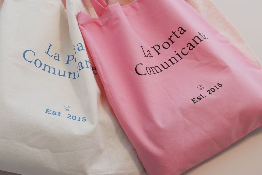 <b><p>La Porta Lettering Eco Bag Pk Same Day Simple</p></b><b><p>とポルタレタリングエコバッグピンク当日バッグシンプルなモダンシック女性コーディネートカジュアルな</p></b><br /><br /><p align='center'>