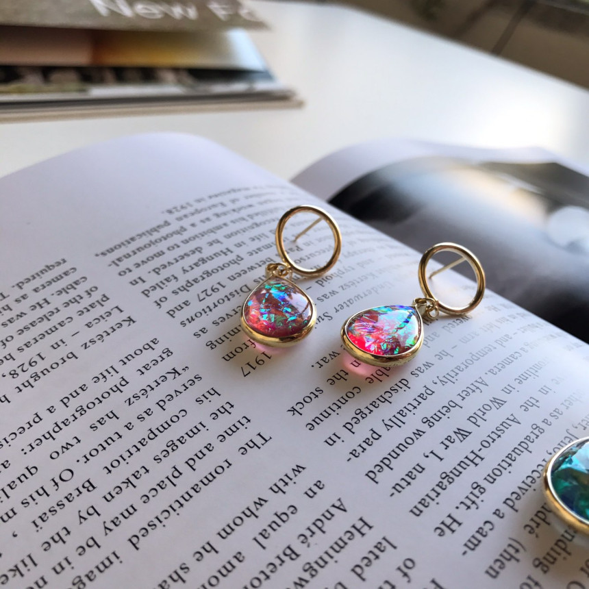 <b><p>Ari Sequins HOMAIKA Drop Earngs 3color Feme</p></b><b><p>アリ スパンコール ホマイカ ドロップイヤリング 3色 フェミニンな 女性ディネート</p></b><br /><br /><p align='center'>