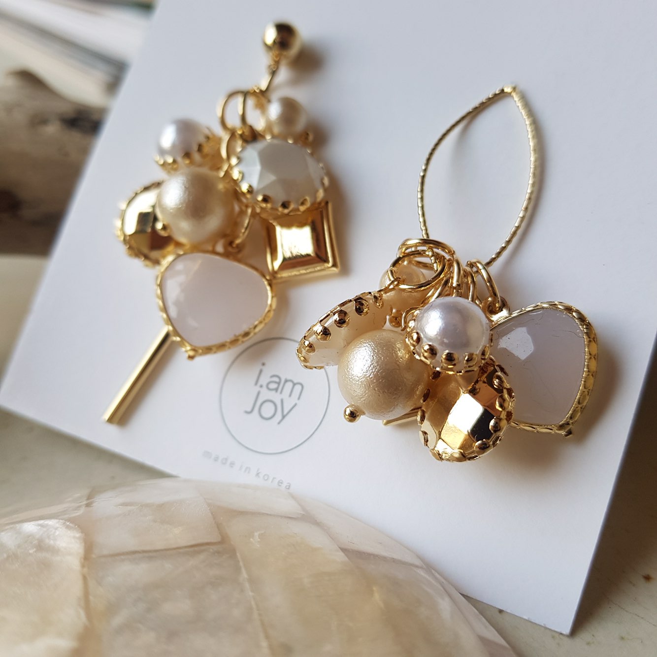 <b><p>Raffine HOMAIKA Pearl Unbutton drop rgs Lance</p></b><b><p>ラフィネ ホマイカ 真珠 オンバルドロップイヤリング ランス 感性ジュエリー 洗練されたギフト</p></b><br /><br /><p align='center'>